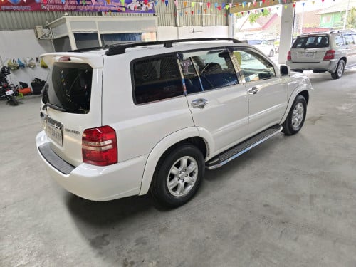 លក់Highlander 2002.V4.ប៉ុង1ក្នុលឿង