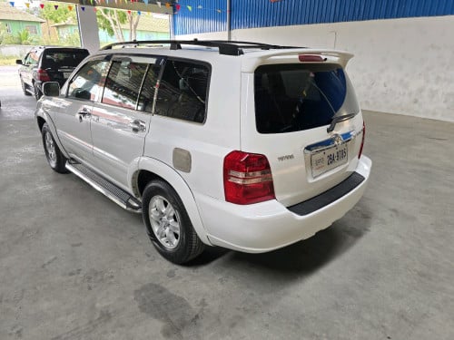 លក់Highlander 2002.V4.ប៉ុង1ក្នុលឿង