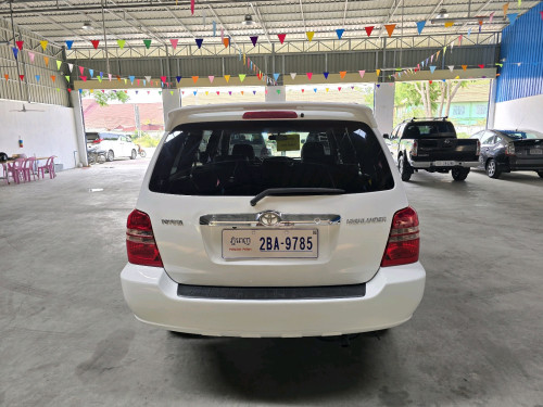 លក់Highlander 2002.V4.ប៉ុង1ក្នុលឿង
