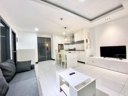 1 Bedroom Bkk2 for rent