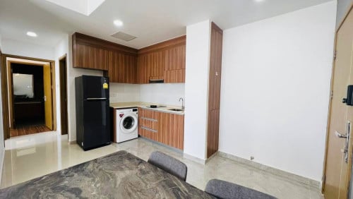 2 BEDROOM CONDO FOR RENT