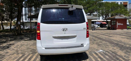 2014 Starex Cvx half full option