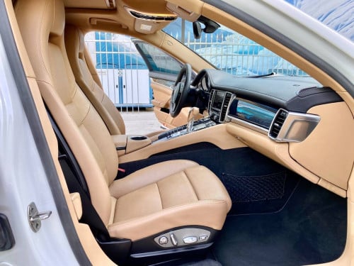 2015 Porsche Panamera S Hybrid
