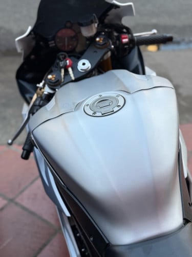 2017 R6 ក្រដាស់ពន្ធ​