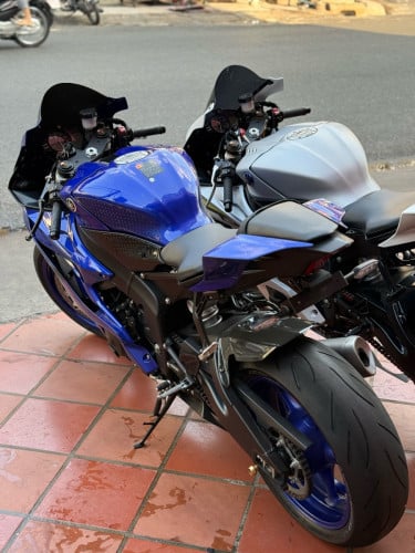2017 R6 ក្រដាស់ពន្ធ​