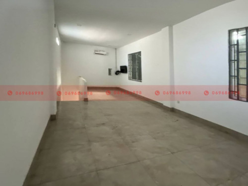650 Sqm Warehouse For Lease On A Sub-Concrete Road Near Street 2004