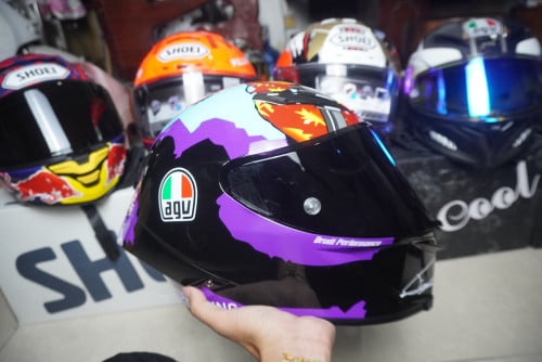 Avg helmet