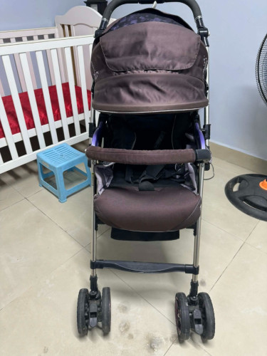 Baby Bed new 95% : 60$ and Baby Stroller Combi 90% 40$