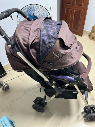 Baby Bed new 95% : 60$ and Baby Stroller Combi 90% 40$