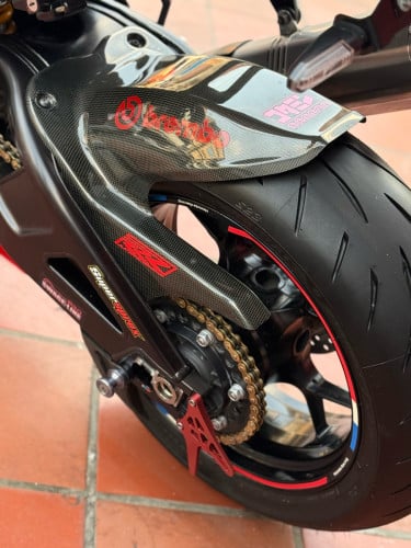 CBR1000rr-r SP ទេីបមកដល់ថ្មីៗ​
