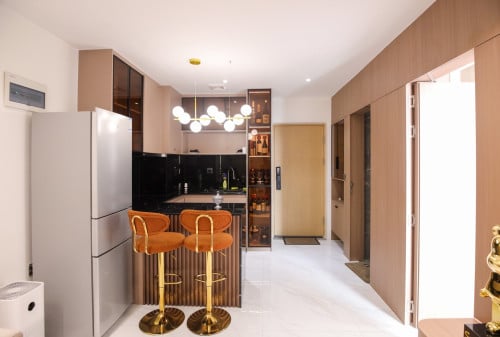 Condo for sale and rent