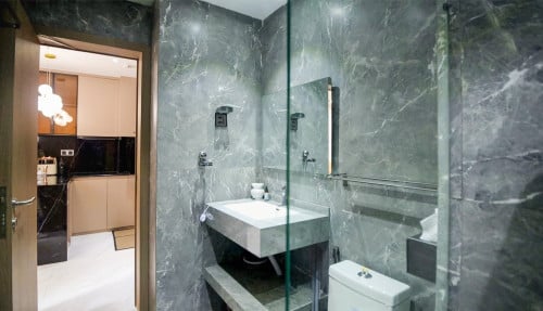 Condo for sale and rent