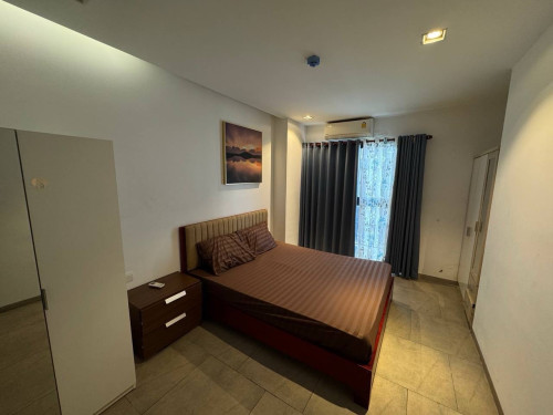 Condo resale