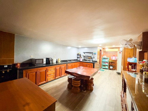 FLAT HOUSE FOR RENT IN TOUL TOMPONG