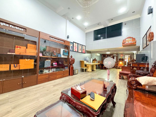 FLAT HOUSE FOR RENT IN TOUL TOMPONG