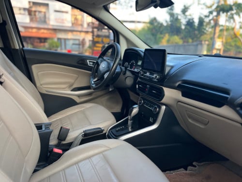 Ford Eco Sport 2019 នៅអេមណាស់