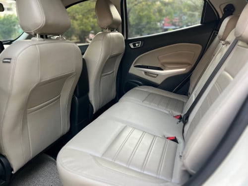 Ford Eco Sport 2019 នៅអេមណាស់