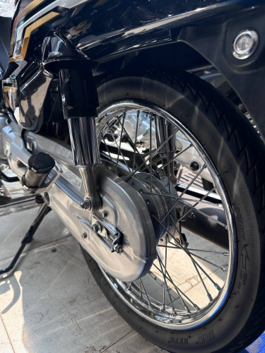 Honda Dream 2025