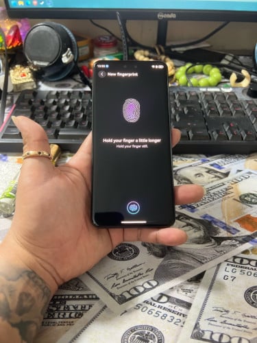 Huawei nova 12 pro / ram12g / 256g / sim 2 / សុំណុំហ្សុីនទាំងអស់ លក់តំលៃក្រោមទីផ្សារ 145$ ដាច់