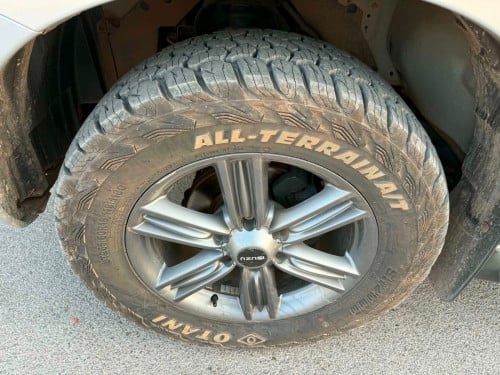 ISUZU D-Max 2013 មួយទឹកឡានស្អាត