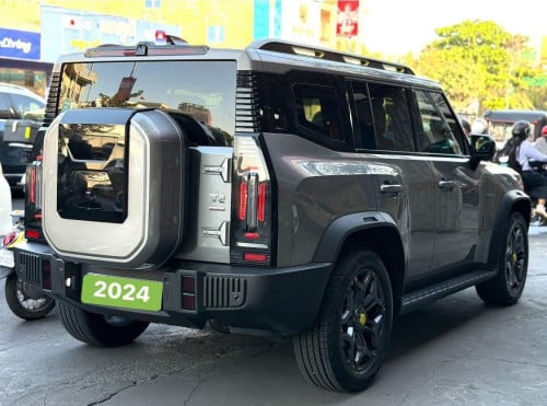 JETOUR T2 2024 27000km ម្ចាស់ដេីម1 44900$ចចារ
