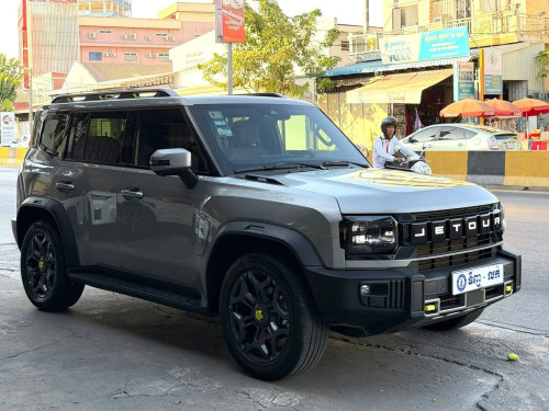 JETOUR T2 2024 27000km ម្ចាស់ដេីម1 44900$ចចារ