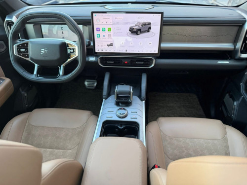 JETOUR T2 2024 27000km ម្ចាស់ដេីម1 44900$ចចារ