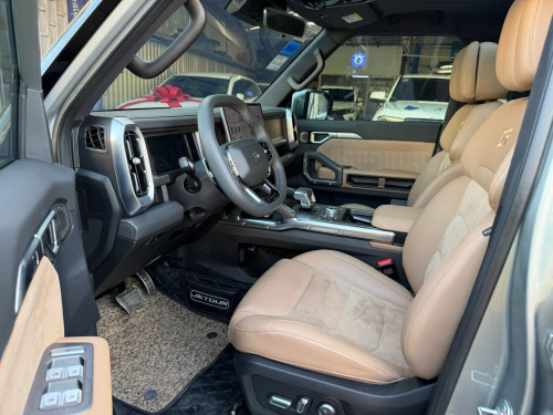 JETOUR T2 2024 27000km ម្ចាស់ដេីម1 44900$ចចារ