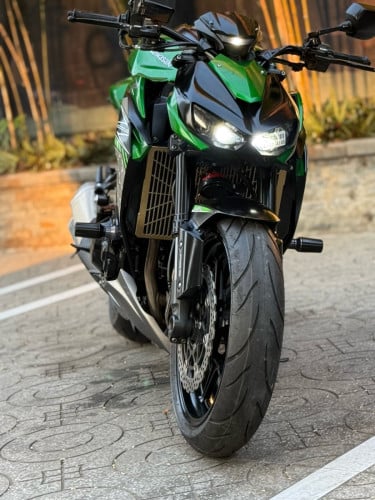 Kawasaki Z1000