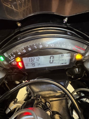 Kawasaki ZX10RR 2018 ក្រដាសពន្ធពេញឆ្នាំ