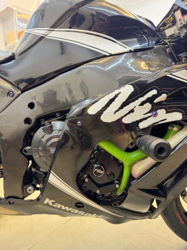 Kawasaki ZX10RR 2018 ក្រដាសពន្ធពេញឆ្នាំ