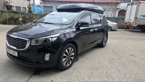 Kia carnival 2015 Limousine