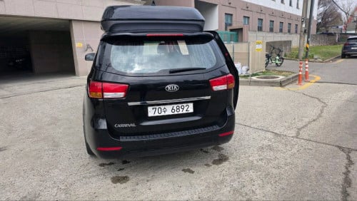 Kia carnival 2015 Limousine