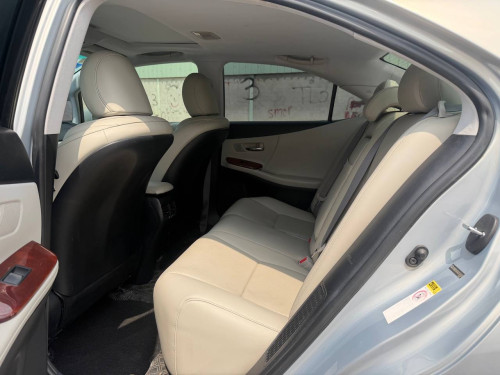 LEXUS  HS250h Premium ហ្វូល​ ពណ៌​ផ្សែងបារី​  #បញ្ជាបញ្ឆេះពីចម្ងាយបាន​  ស្អាតណាស់បង​ៗ​ ។