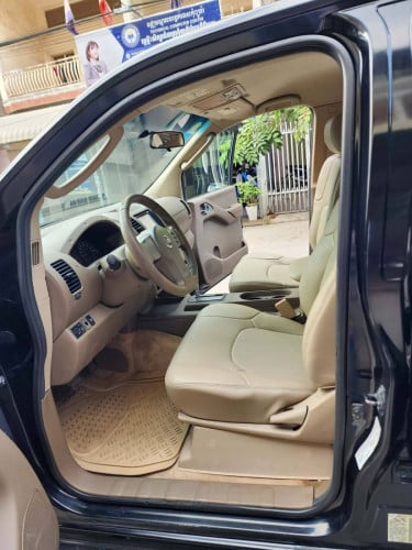 Nissan Frontier ឆ្នាំ05