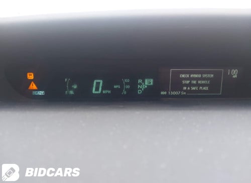Prius 2015 Option3 ក្នុងលឿង 13ម៉ឺនម៉ាយ