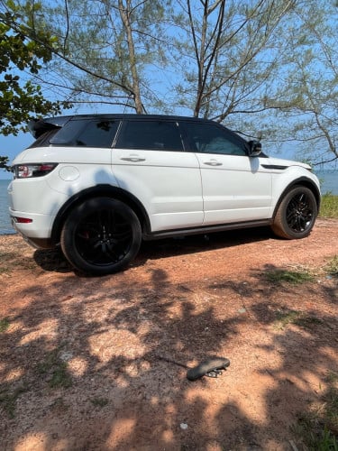 Range Rover Evoque 012ឡានស្អាតលក់15500$ចចារ