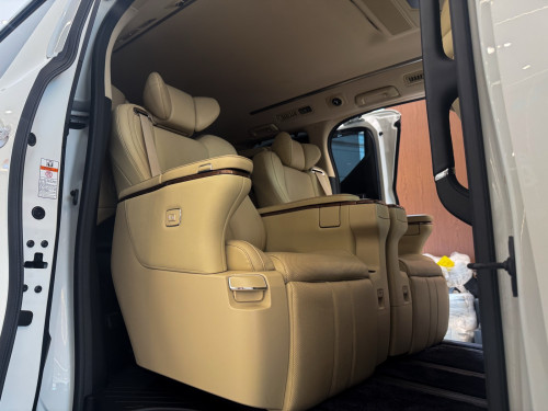 Toyota Alphard 2015 Spec ជប៉ុន