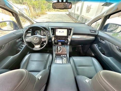 TOYOTA ALPHARD 2016 Hybrid Full ពណ៌ខ្មៅ ក្នុងខ្មៅ (Upgrade Lexus LM350)