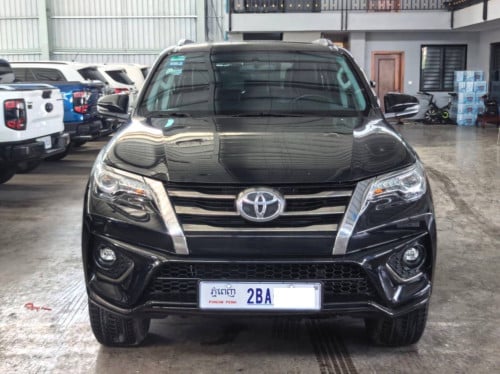 Toyota Fortuner TRD 2020 Full option