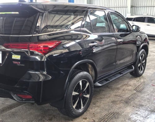 Toyota Fortuner TRD 2020 Full option