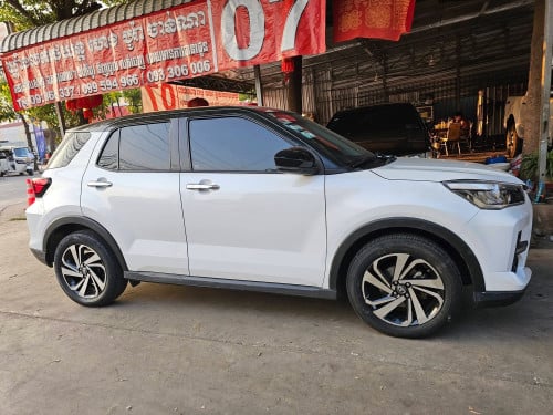 Toyota Raize ឆ្នាំ023