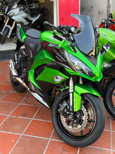 Z1000sx បញ្ចុះតម្លៃ​ពិសេស​