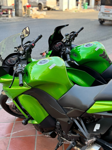 Z1000sx បញ្ចុះតម្លៃ​ពិសេស​