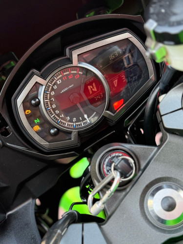 Z1000sx បញ្ចុះតម្លៃ​ពិសេស​