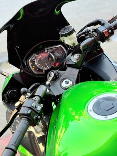 Z1000sx បញ្ចុះតម្លៃ​ពិសេស​