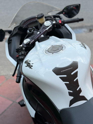 Zx10r ក្រដាស់ពន្ធ​ បញ្ចុះតម្លៃ​ពិសេស​
