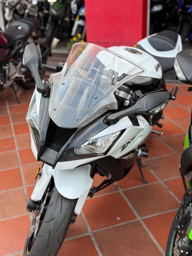 Zx10r ក្រដាស់ពន្ធ​ បញ្ចុះតម្លៃ​ពិសេស​
