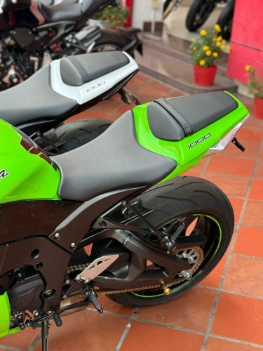 Zx10r ក្រដាស់ពន្ធ​ បញ្ចុះតម្លៃ​ពិសេស​