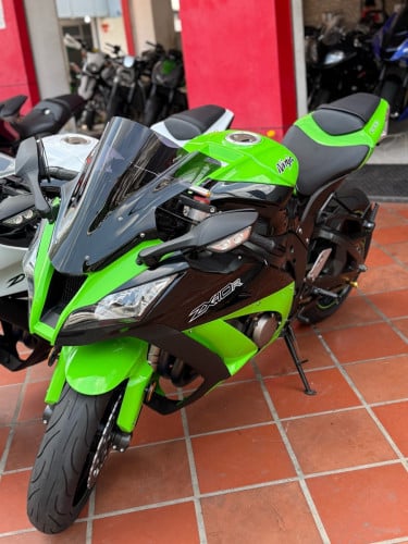 Zx10r ក្រដាស់ពន្ធ​ បញ្ចុះតម្លៃ​ពិសេស​